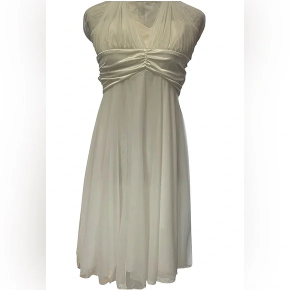 David Bridal DB STUDIO sheer matte ivory wedding event v-neck dress gown sz M - Picture 3 of 8
